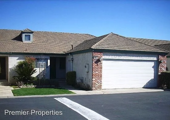 455 Quill Ln photo 1