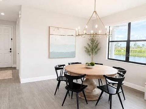 4 bed, 3.5 bath, 2684 sqft, $4,300 — Photo 2
