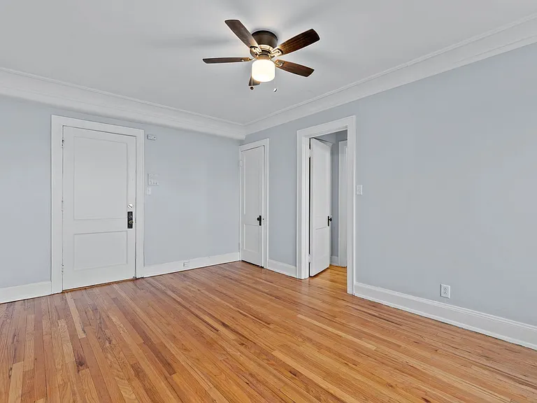 The Sheridan — Photo 17