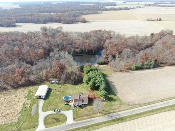 17926 E Wilderness Rd, West Union, IL 62477