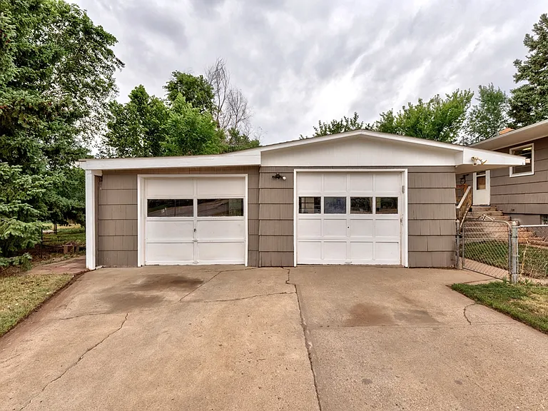 4633 Capitol St — Photo 5