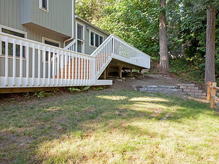20439 NE 3rd St — Photo 16