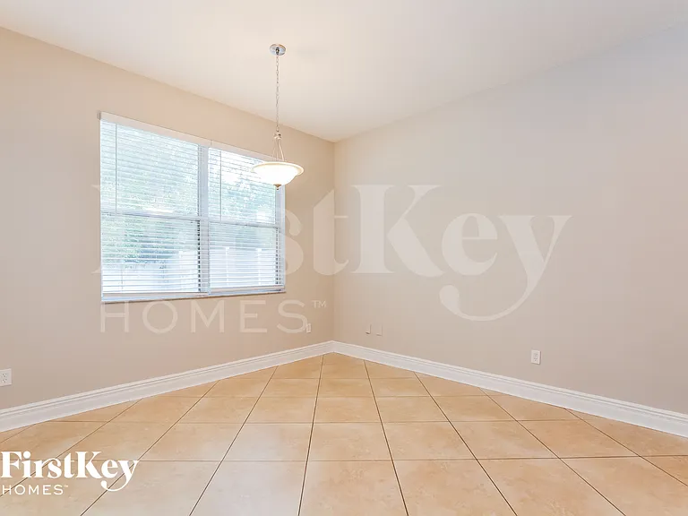 1214 Alapaha Ln — Photo 4