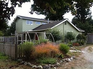 1st image of 3337 Dolbeer St