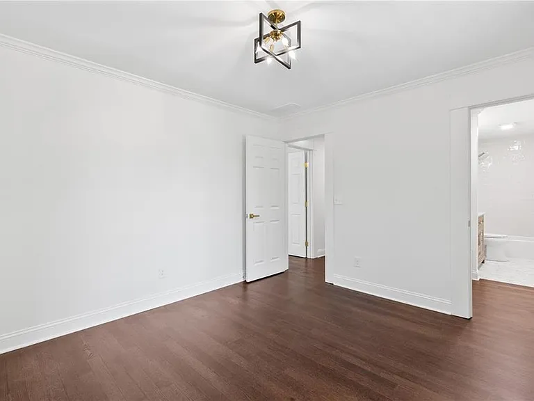 1296 Hilton Dr — Photo 38