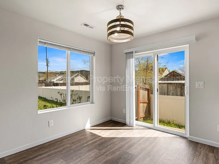 14420 E Heroy Ln — Photo 4