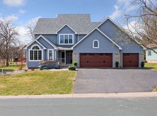 3771 Woodland Trl, Eagan, MN 55123