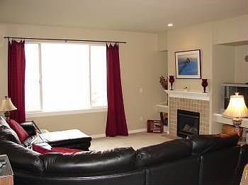 3rd image of 6918 Elderberry Ave SE