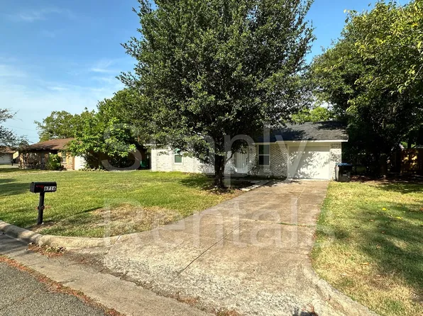 6716 Flamingo Rd, Greenville, TX 75402