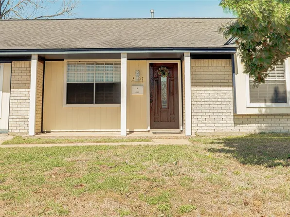 3127 Brisbane St, Houston, TX 77051