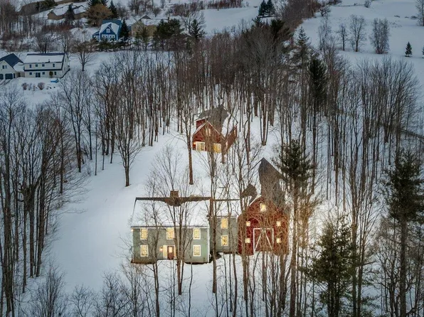 133 Hollow View Road, Stowe, VT 05672