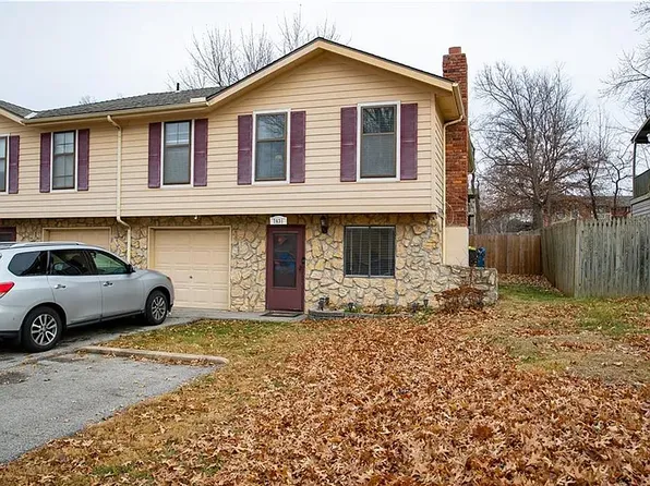 7631 Monrovia St #1, Shawnee, KS 66216