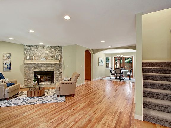 4th image of 5715 180th St SW