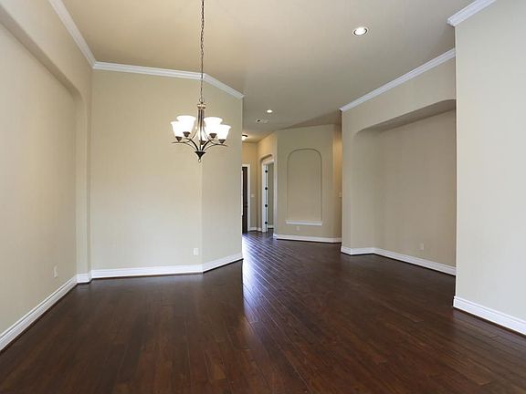 Westwood - zoned to CCISD, just 3 Miles from I-45!