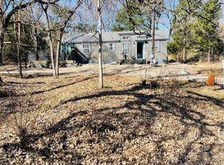 305 Hermitage St, Alvarado, TX 76009