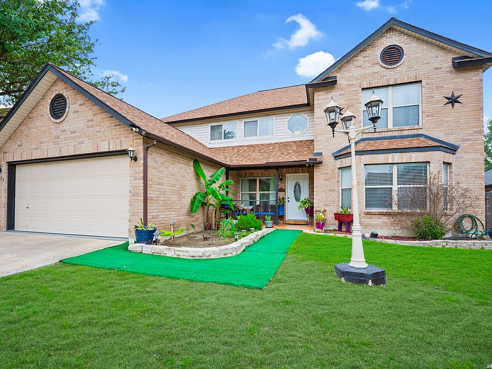 1st image of 124 Springtree Grove