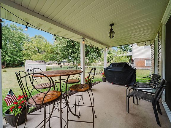 3rd image of 1536 Bellefontaine Ave