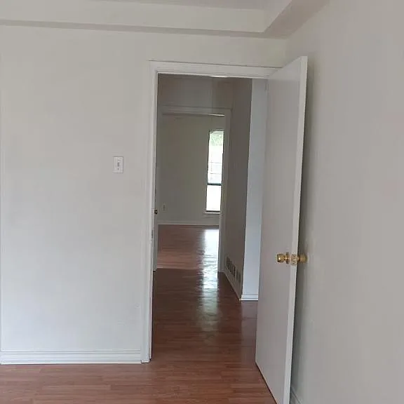 1140 Shadywood Ln — Photo 30