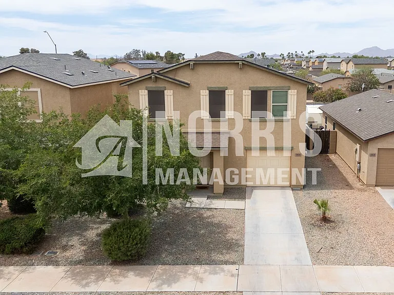 1824 S Wooten St — Photo 2