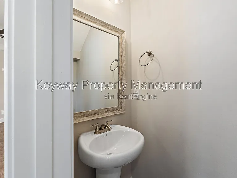 1119 Jolly Ln — Photo 9