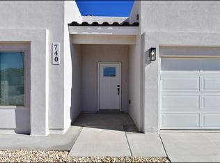 740 Weiermann St, Horizon City, TX 79928