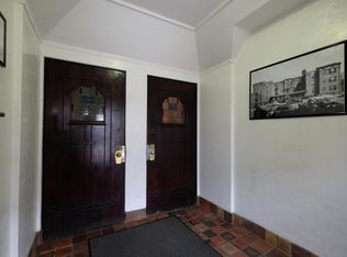 Granada, Minneapolis, MN 55408