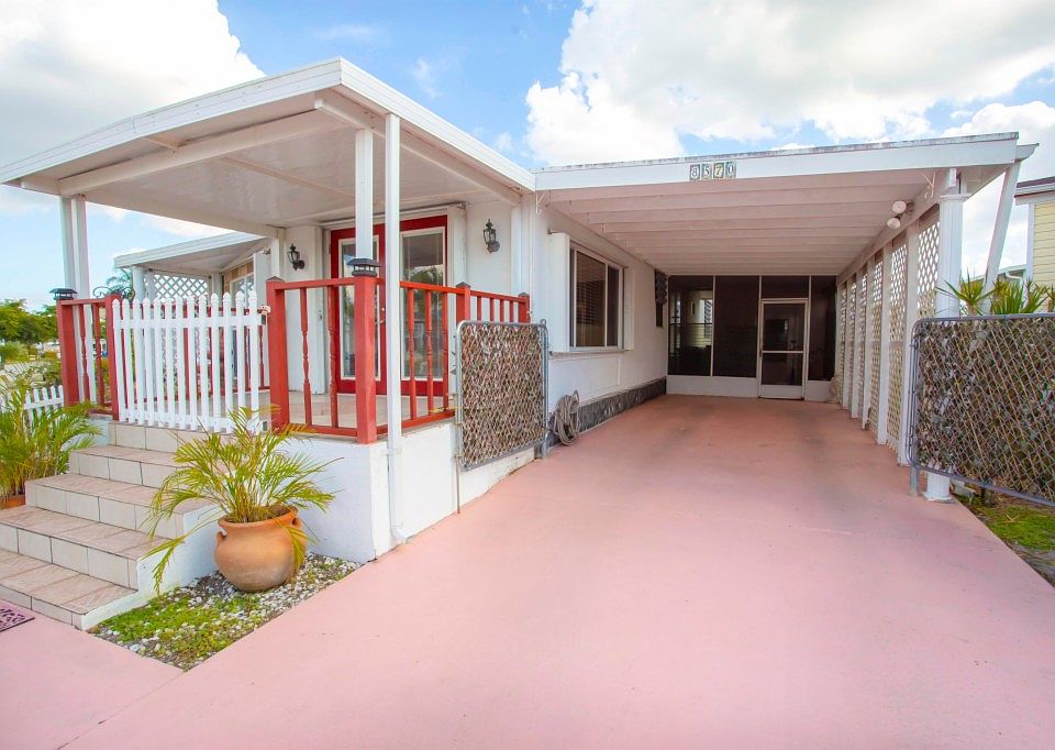 2nd image of 8560 SW 22nd St