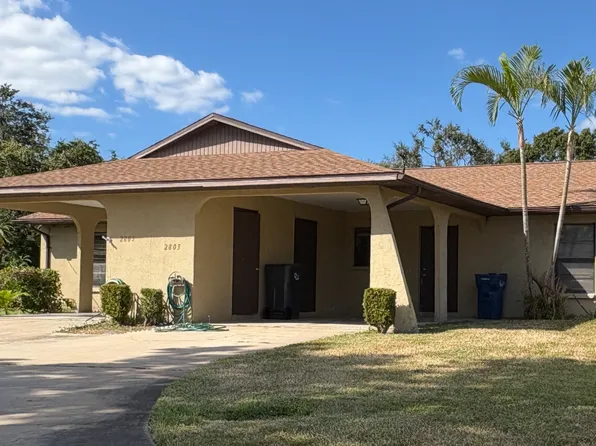 2803 48th Avenue Dr W, Bradenton, FL 34207