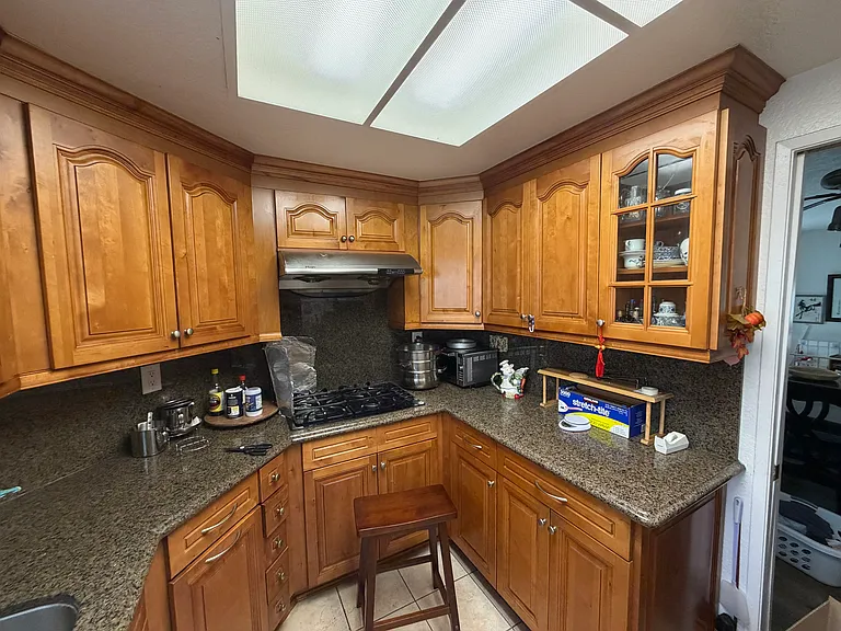 26009 Atherton Ave — Photo 6
