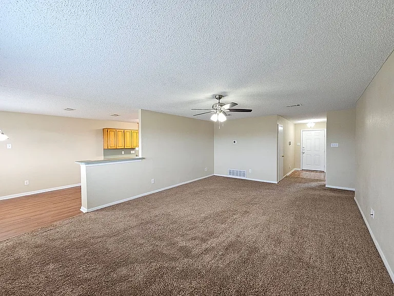 4306 Secretariat Dr — Photo 3