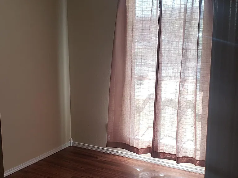 1300 Eagle Dr — Photo 11