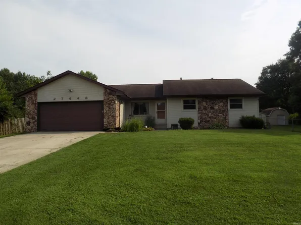 27448 Lotus Ln, Elkhart, IN 46517