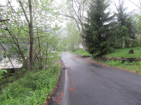 15 Harby St, Walton, NY 13856