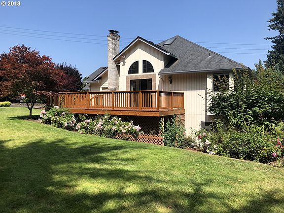 5th image of 304 NW 89th Cir
