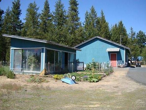 Garage & Green House