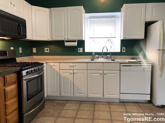 2nd image of 117 Marianna St #2