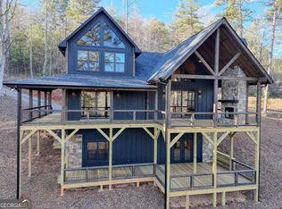 250 Wolf Creek Cir, Mineral Bluff, GA 30559