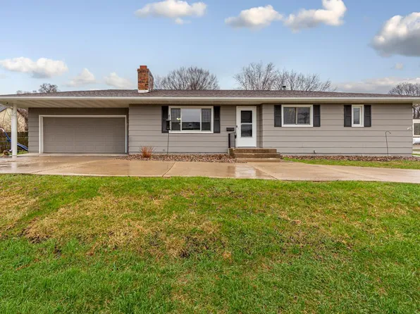 15 Locust St, Faribault, MN 55021