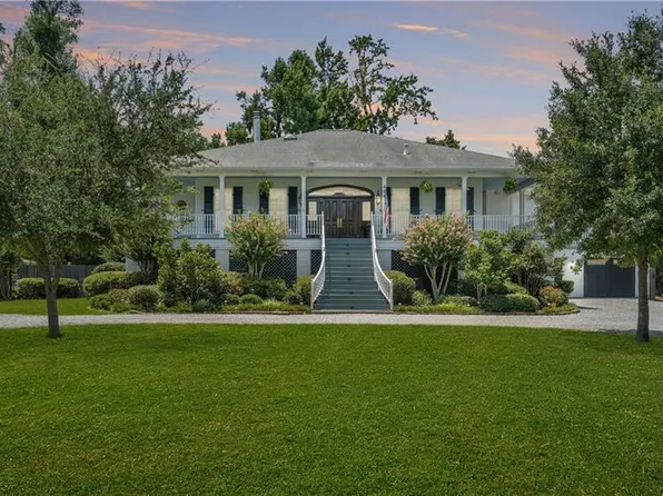 224 Coffee St, Mandeville, LA 70448