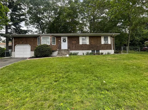 83 Lookout Drive, Sound Beach, NY 11789