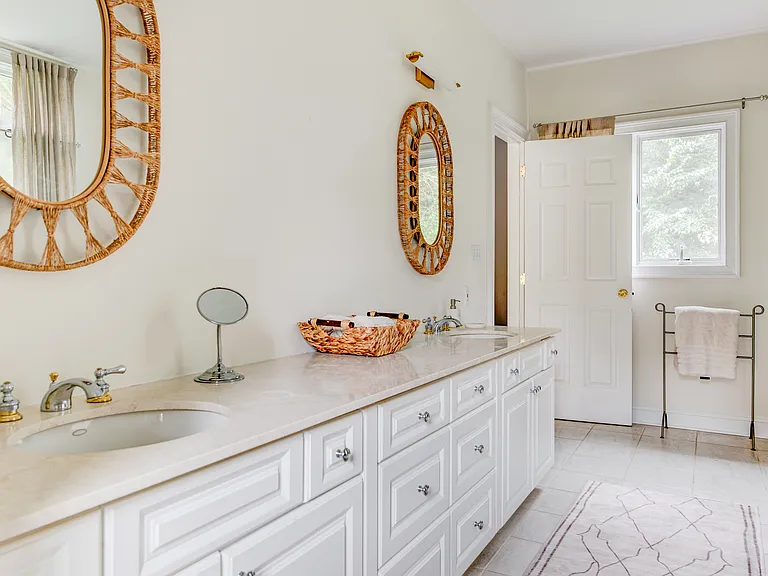 6 Little Ct — Photo 21