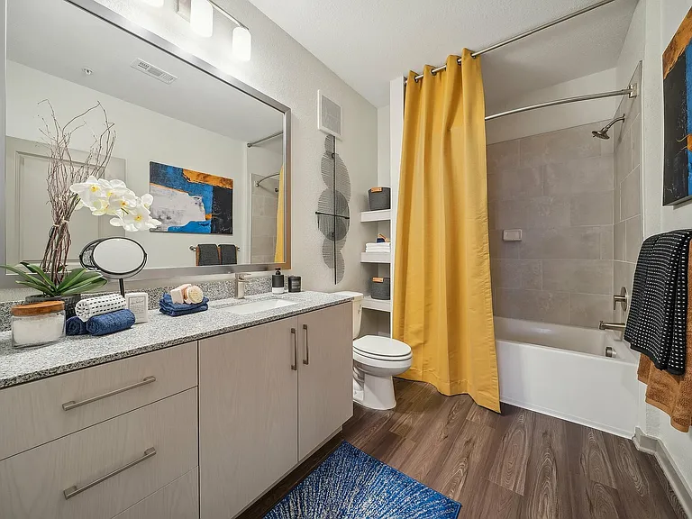 Brio Parc Apartments & Townhomes — Photo 51