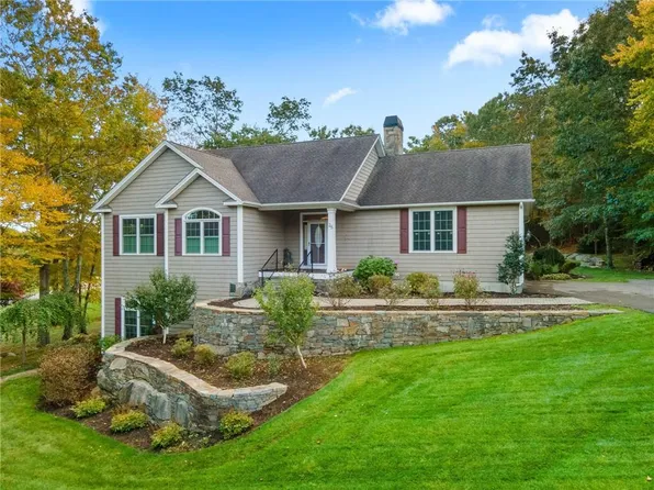 25 Randeau Psge, Westerly, RI 02891