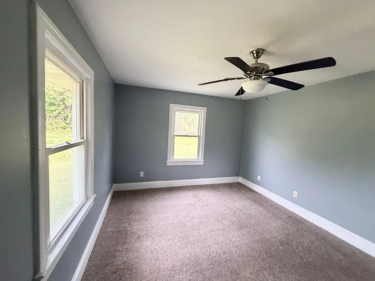 1050 Piner Rd — Photo 10