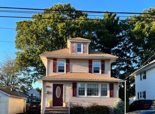 73 Llewellyn Ave, Hawthorne, NJ 07506