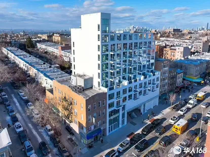 1st image of 157 Bay 50th St #2