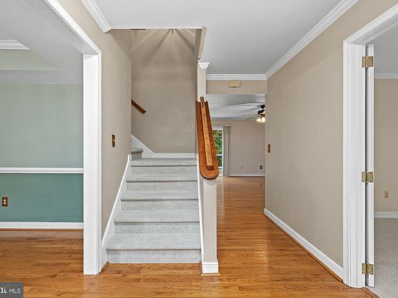 2nd image of 1805 Stoney Creek Dr