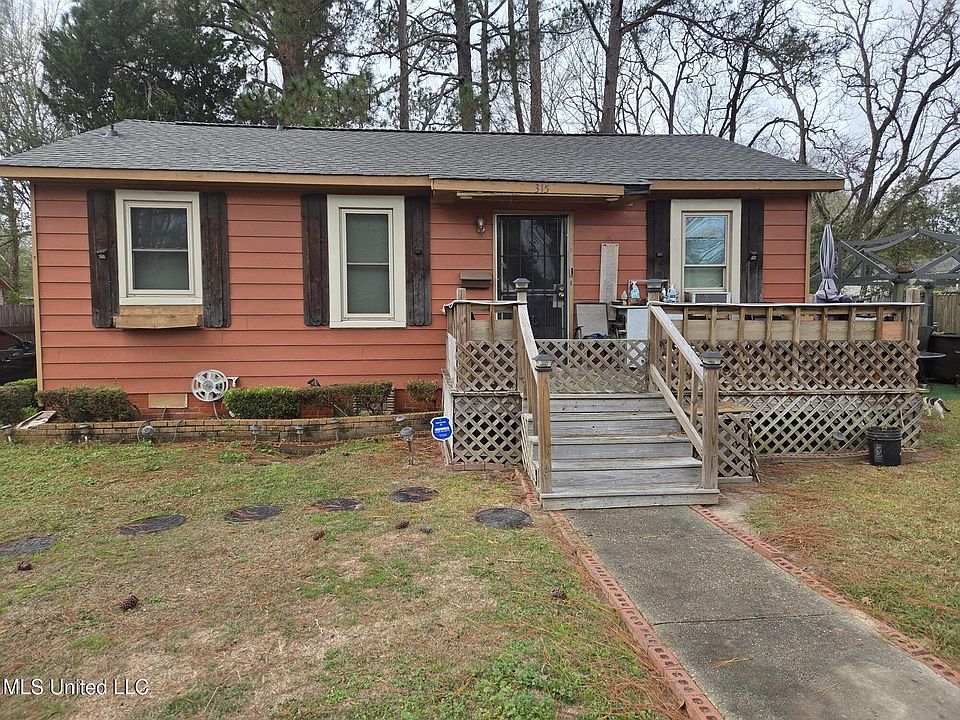 1st image of 315 Boling St