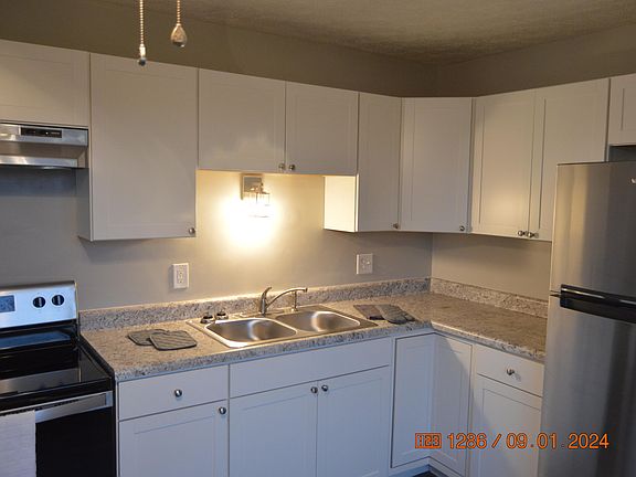 5th image of 6 Lakeview Dr