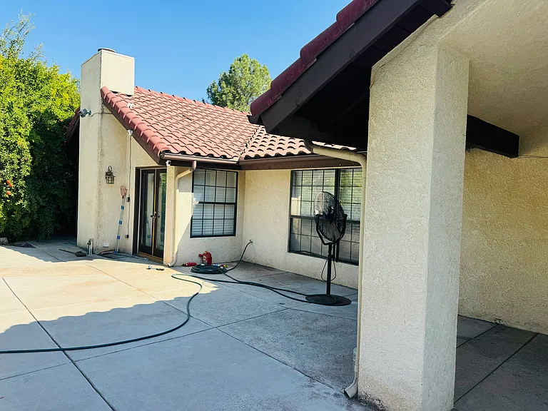 6400 Highland Knolls Dr — Photo 35
